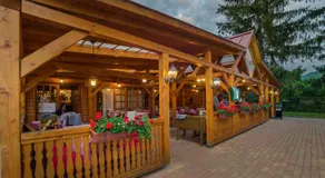 Lipicai Hotel és Étterem - Image 5