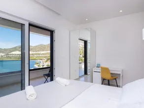 Familiy Villa Navis with heated pool - Image 2