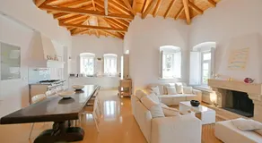 Kamini - Hydra Dream Houses - Image 4