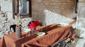 Chambre d'hôtes dans une ancienne bergerie - La Bergerie du Monde - Image 2