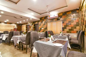 FabHotel Prime Familto - Nr Bisarjan Ghat - Image 4