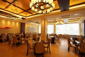 Chuanyu Holiday Hotel - Image 2