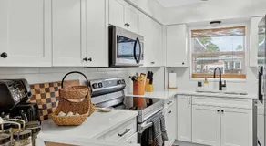 Coastal Paradise Condo Steps To Crescent Beach - Image 5
