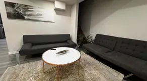 Beautiful Newly Built 2 Bedrooms Basement Apartment in Milton ,Sleeps 6 - Image 5