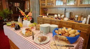 Hotel-Gasthof Die Post Brennerei Frankenhöhe - Image 3