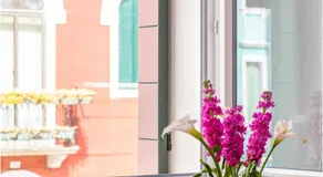 Tiffany Home - Image 5