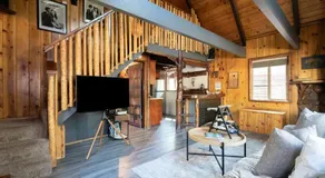 Knotty Bear Haus - Image 2