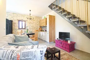 Apartment 2323 - Image 2