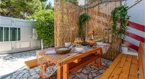 Stunning Apartment In Kosljun With Wifi - Image 4