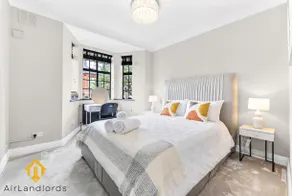 Three Bed Flat in Belsize Park–Families & Business - Image 2