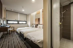 Hostel Korea 11th - Changdeokgung - Image 2