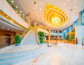 Jin Jiang Pine City Hotel - Image 5