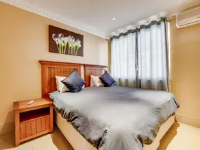 2 Bedroom Luxury Apartment - Image 2