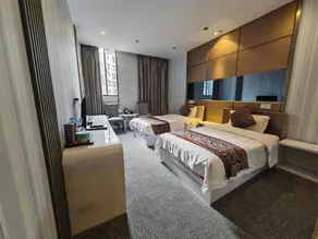 Junhong Hotel - Image 2