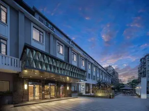 Grand Cozy Hotels - Image 3