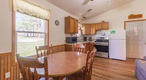 Goshorn Lake Cottage 18 - Image 5