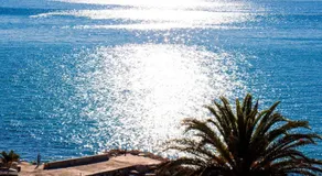 Apartamento vacacional con terraza | Al lado de la playa - Image 3