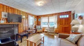 Beach Bungalow - Image 2