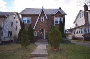 Newark Hansbury Multi Level House - Image 4