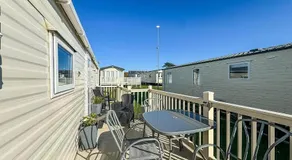 Lovely 8 Berth Caravan At Manor Park With Pond Views 23056K - Image 5