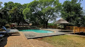 Relaxing Mountain Cottages w hikes, boma, pool - Image 3