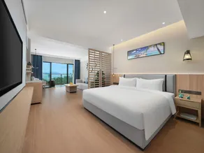 Landscape Beach Hotel Sanya - Image 2