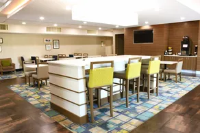Garner Hotel Glen Burnie BWI Airport Area by IHG - Image 3