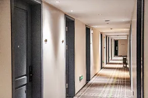 City Comfort Premier Hotel Liuzhou Wuxing Pedestrian Street Jinggu Building - Image 4