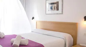 Hotel Geminis - Image 2