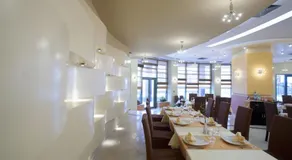 Mari Vila Hotel - Image 3