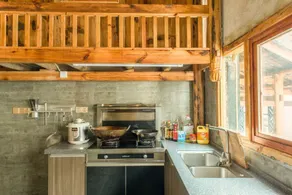 Hu'er Caowu Riverview Guesthouse - Image 4