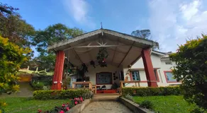The Birdhouse Backpackers Hostel - Image 4