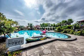 Palm Valley Resort - Image 5
