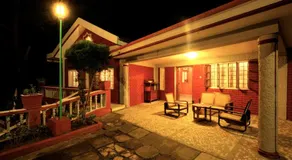 The Red House - Image 5