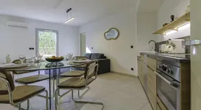 Superbe Appartement 1 chambre avec clim, terrasse et parking - Image 4