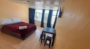 Hospedaje Casa Vazquez Sucursal Gardenia - Image 2
