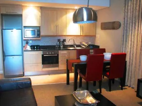 Glaston House (1 Bedroom) (8) - Image 3