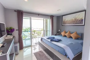 Chalita Goodview - Image 2
