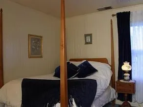 Calistoga Wine Way Inn - Image 3