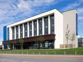 Travelodge Darlington - Image 4