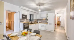 Anita's Modern Apartment Near Sliema, Valletta, St Julians - Image 5