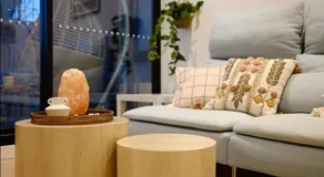 BW109 - Burwood Brickworks Stunning 1BR with FREE Parking 24hrs Store and Deakin University Nearby - Image 3