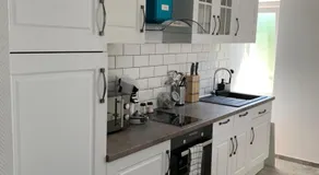 Kurvilla Hotel & Apartment - Image 3