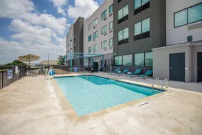 Tru by Hilton McKinney - Image 4