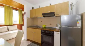 Stunning Apartment In Brela With Wifi - Image 4