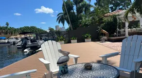 D' Mauchi Waterfront House - Image 4