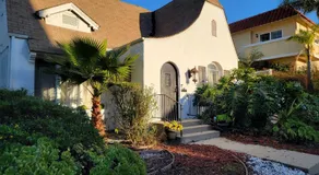 Spacious 5BR Private Home 5 minutes to Rodeo Drive with Hot Tub Spacious Backyard Parking - Image 4