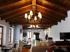 Nymfes Hotel - Image 2