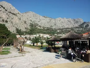 Dvosoban apart Jadra sa 2 kupaonice i 2 klime Omiš - Image 2