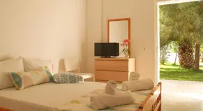 Lazaris Apartments in Agios Ioannis Lefkada - Image 2